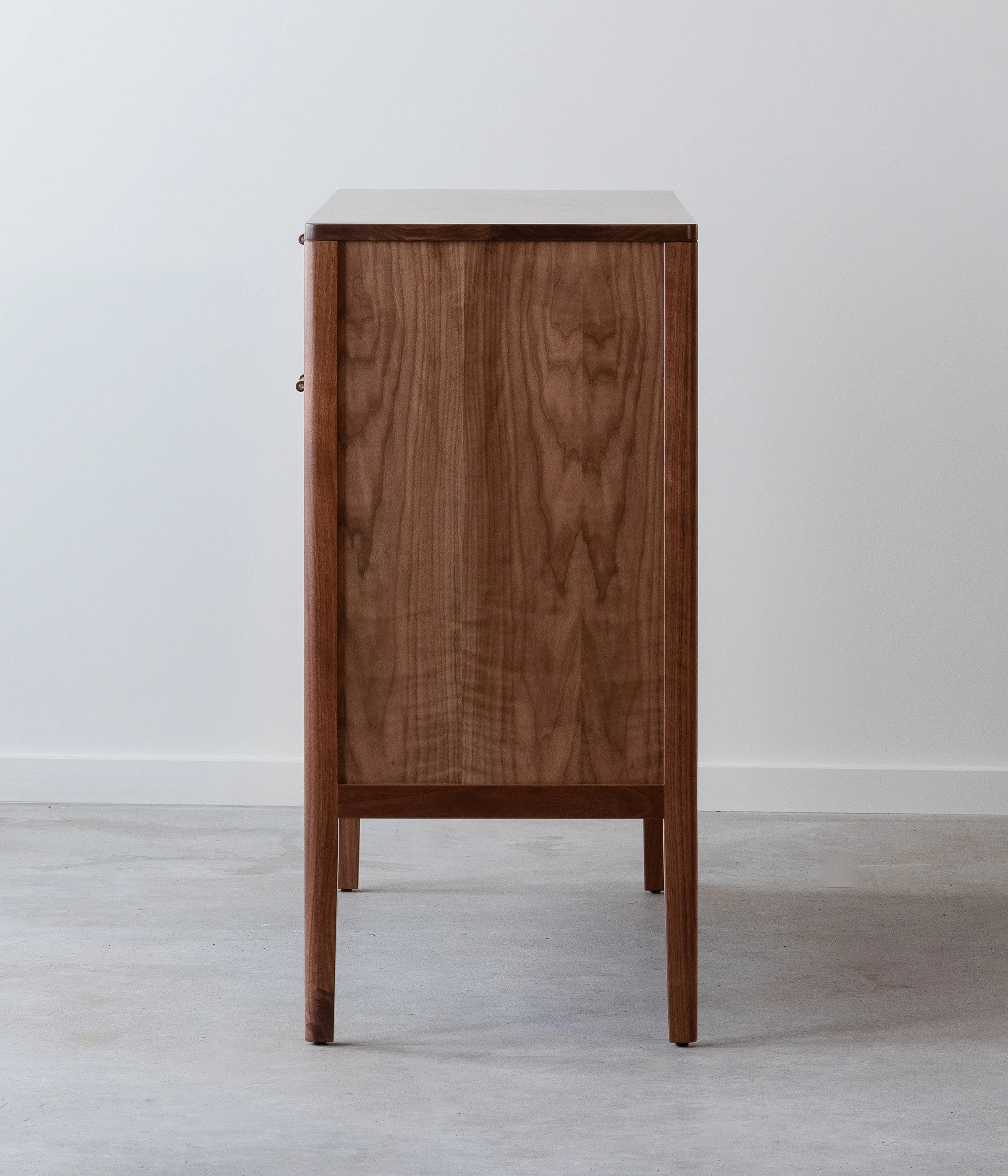 Avers Credenza - Image 4