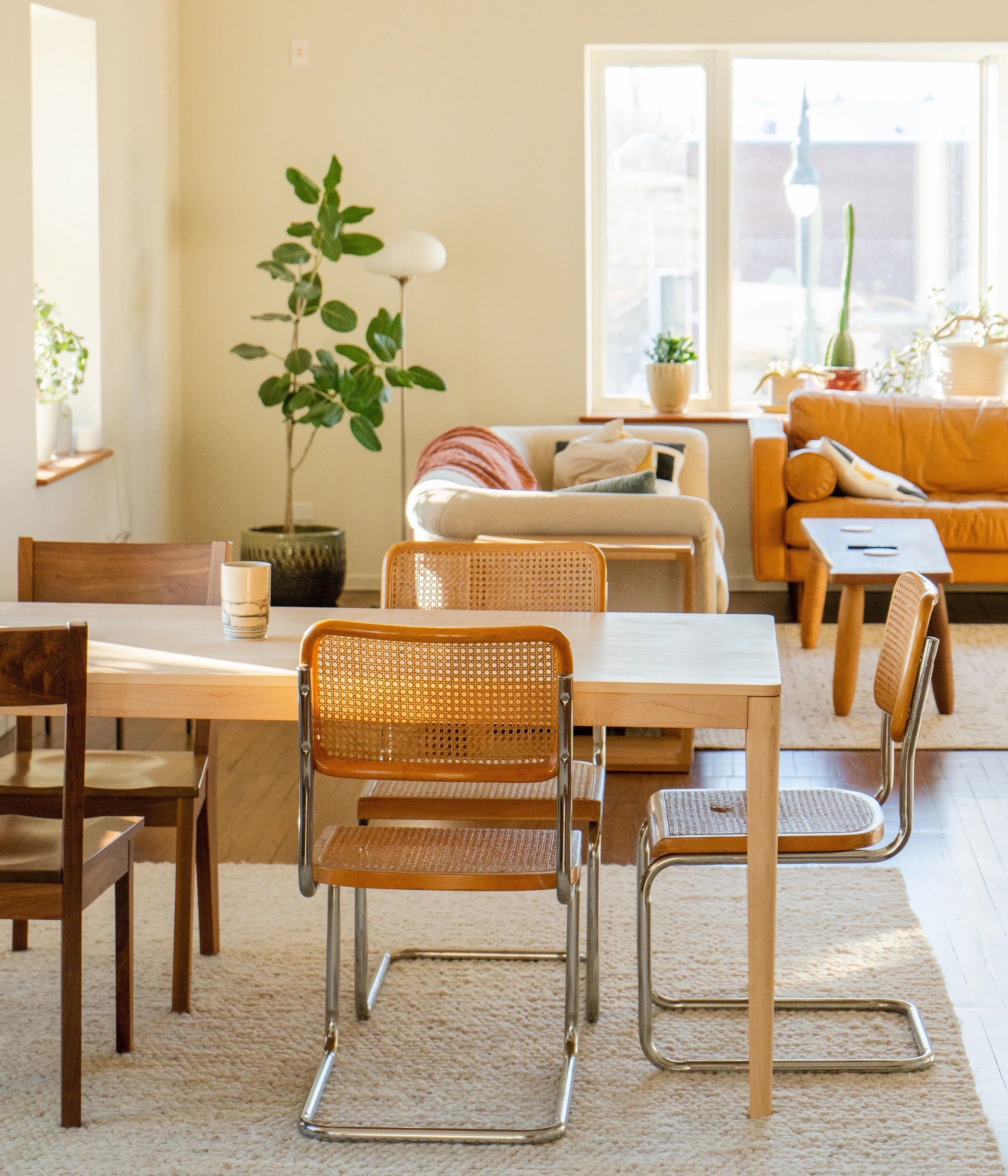 Avers Dining Table - Image 6