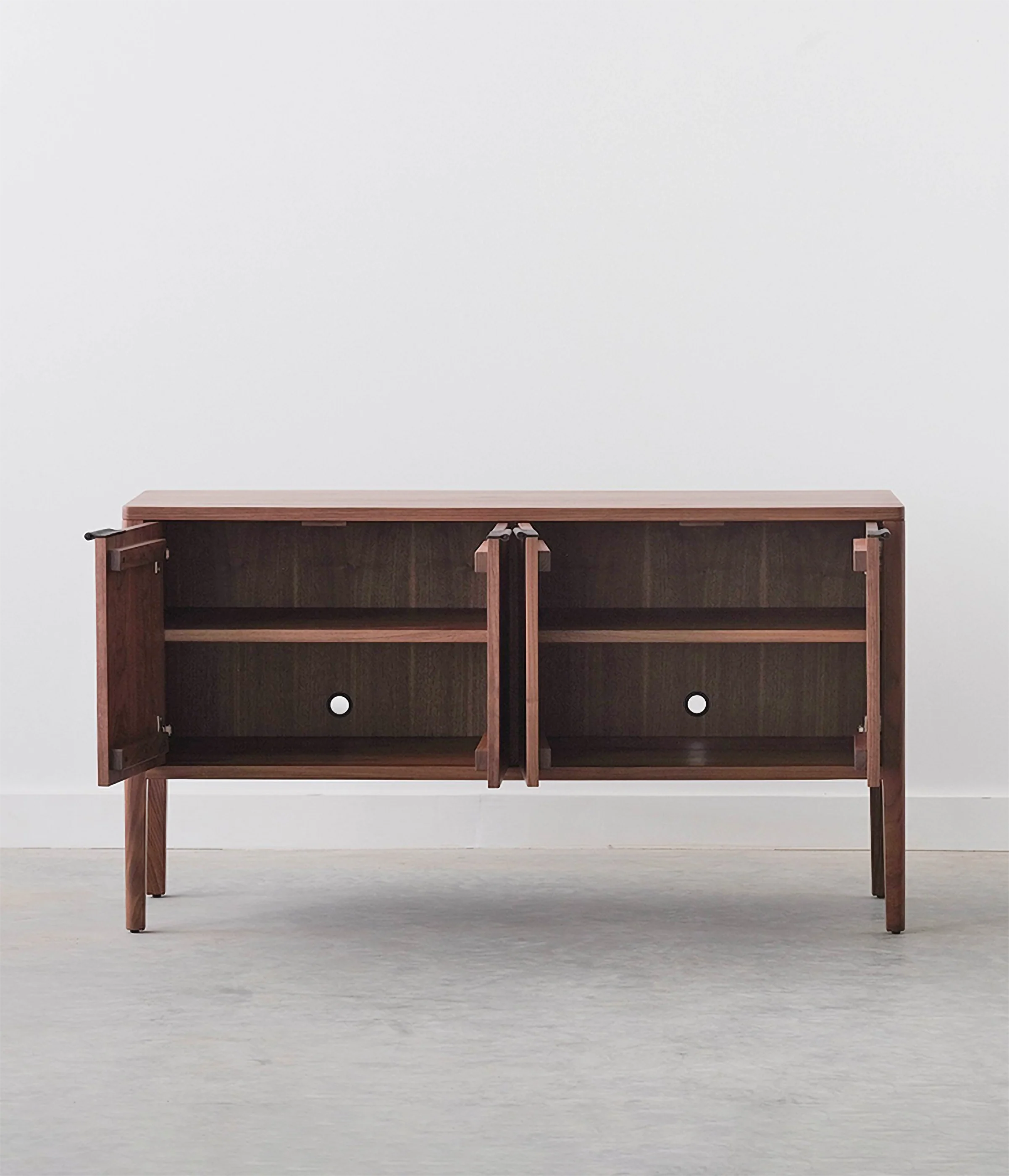 Avers Media Cabinet - Image 3