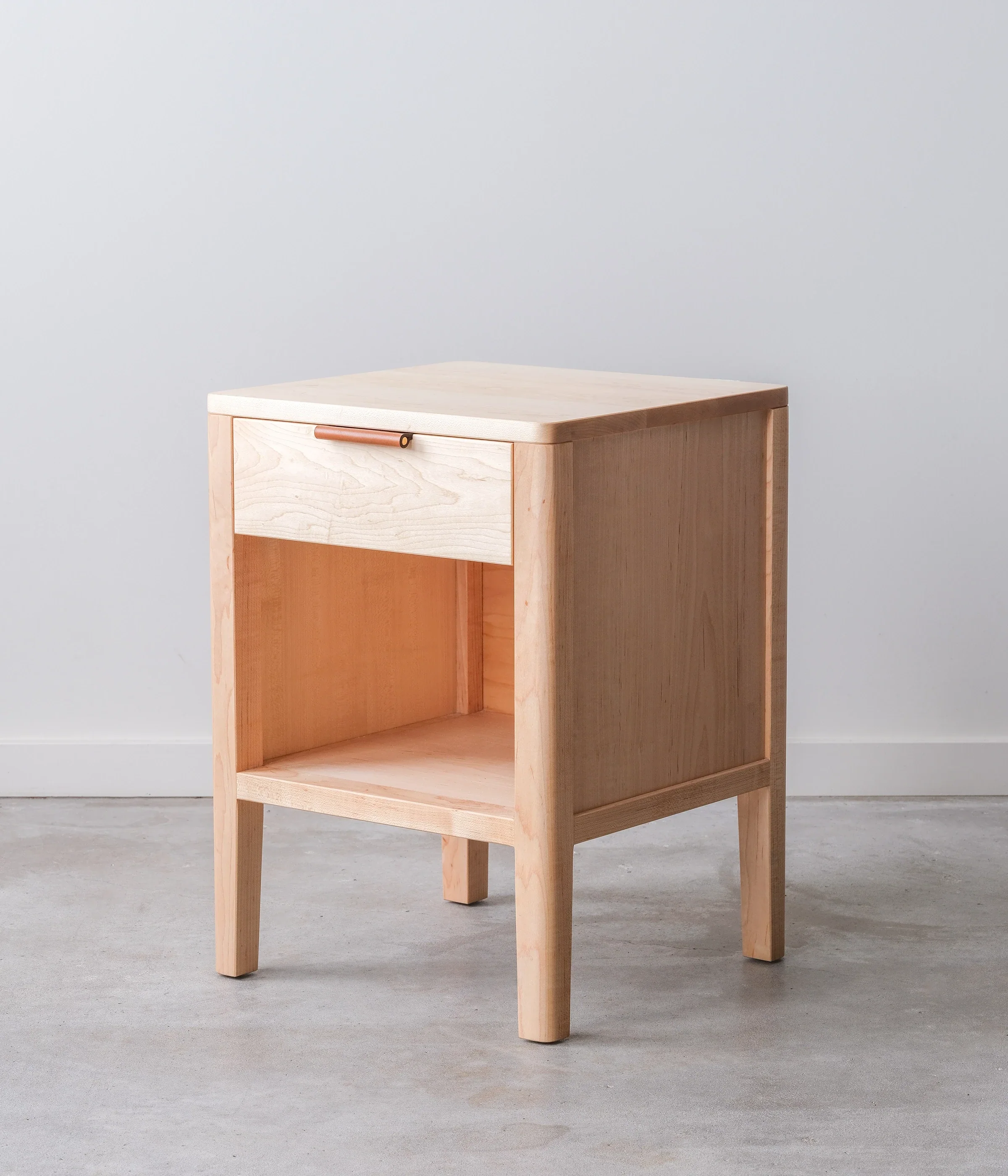 Avers Nightstand - Image 3