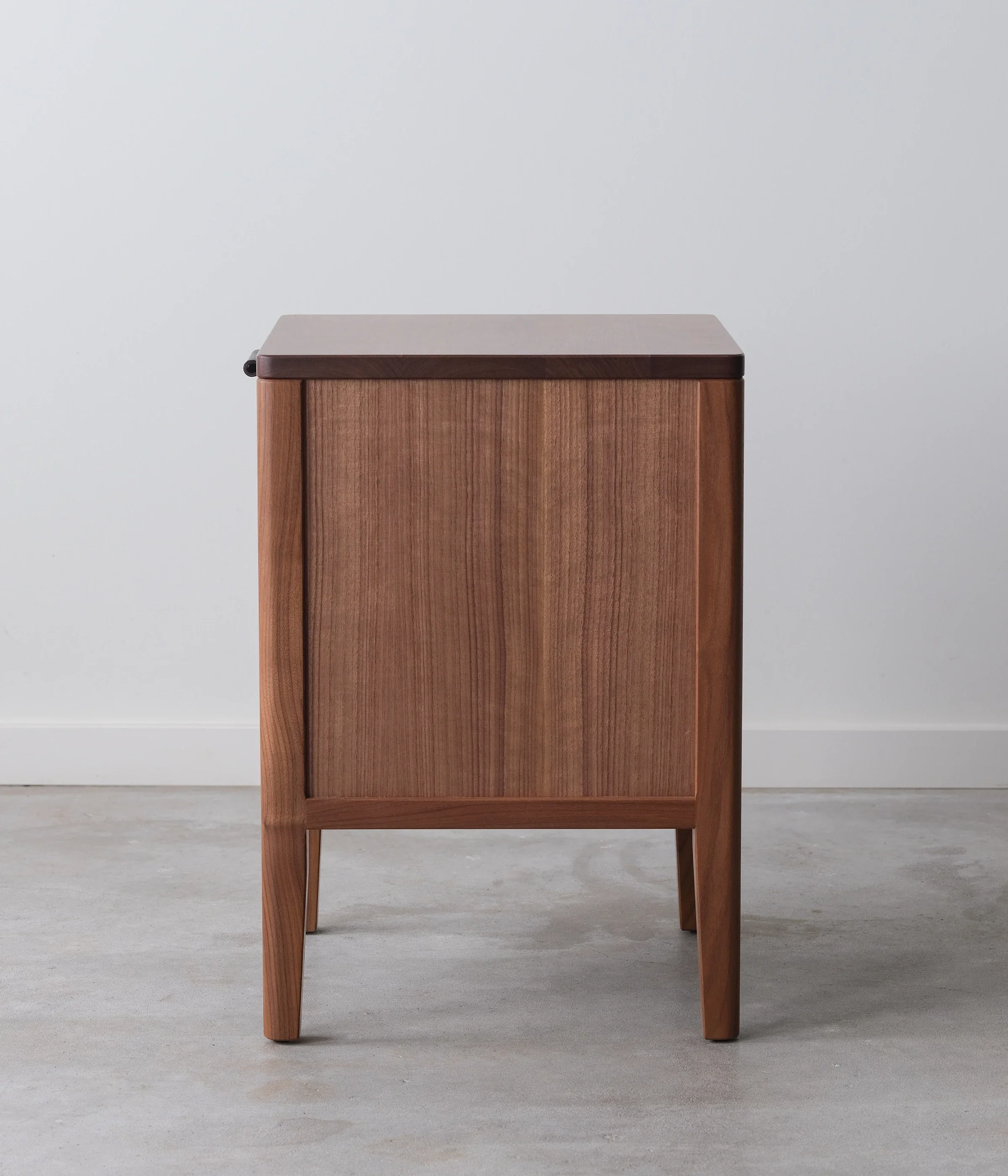 Avers Nightstand - Image 8