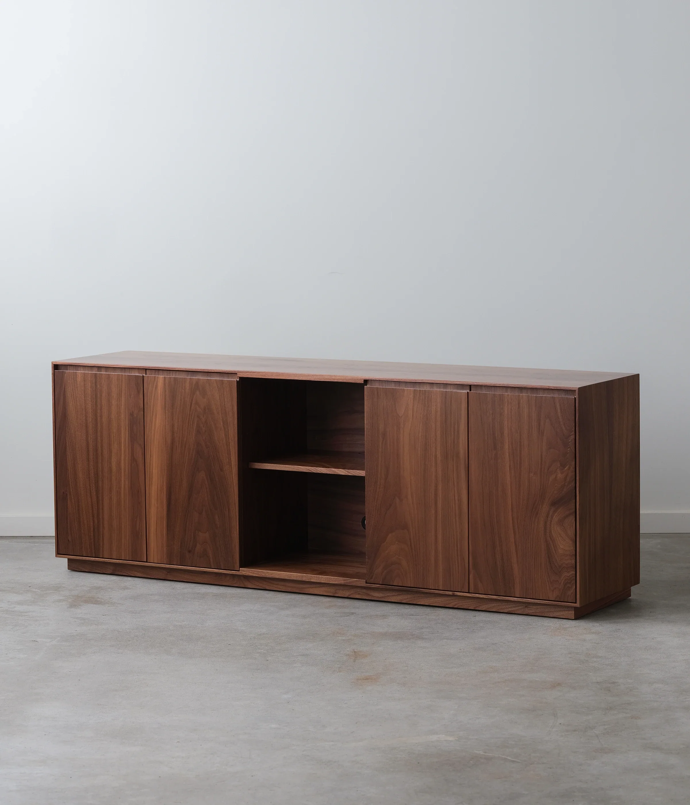 Douglas Media Console - Image 2
