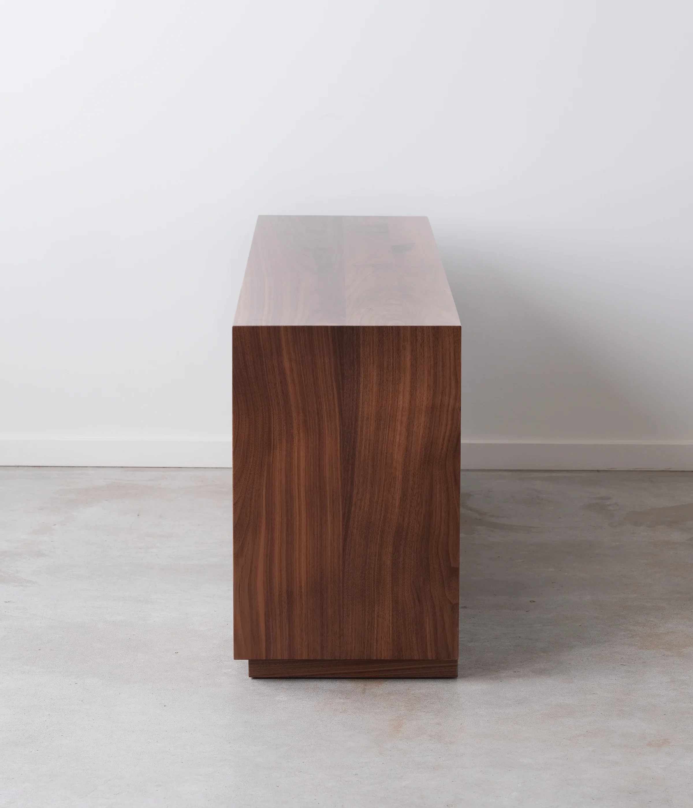 Douglas Media Console - Image 6