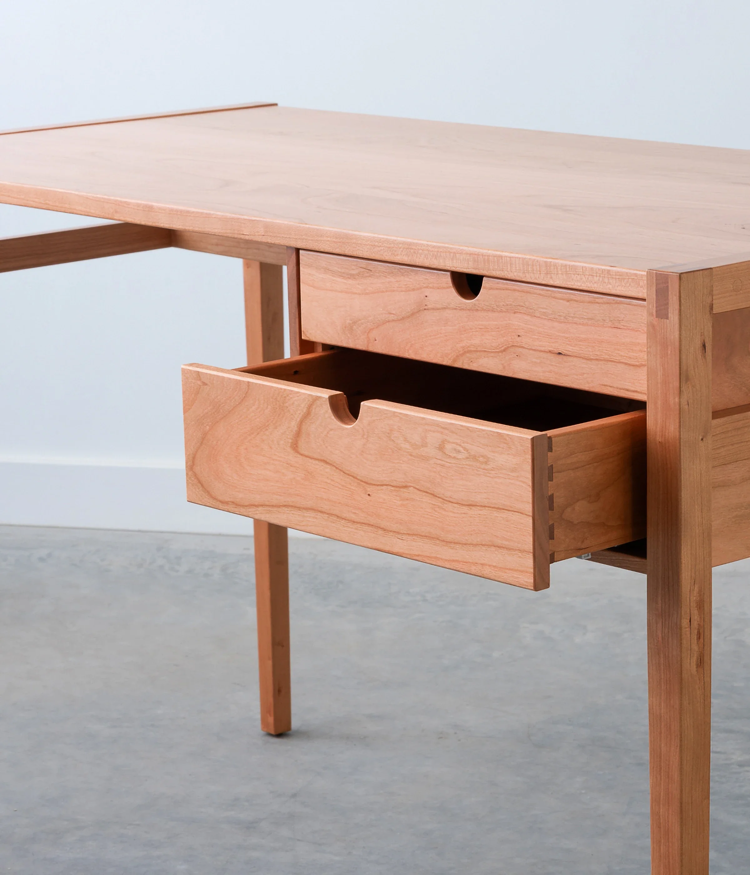 Garfield Desk - Image 4