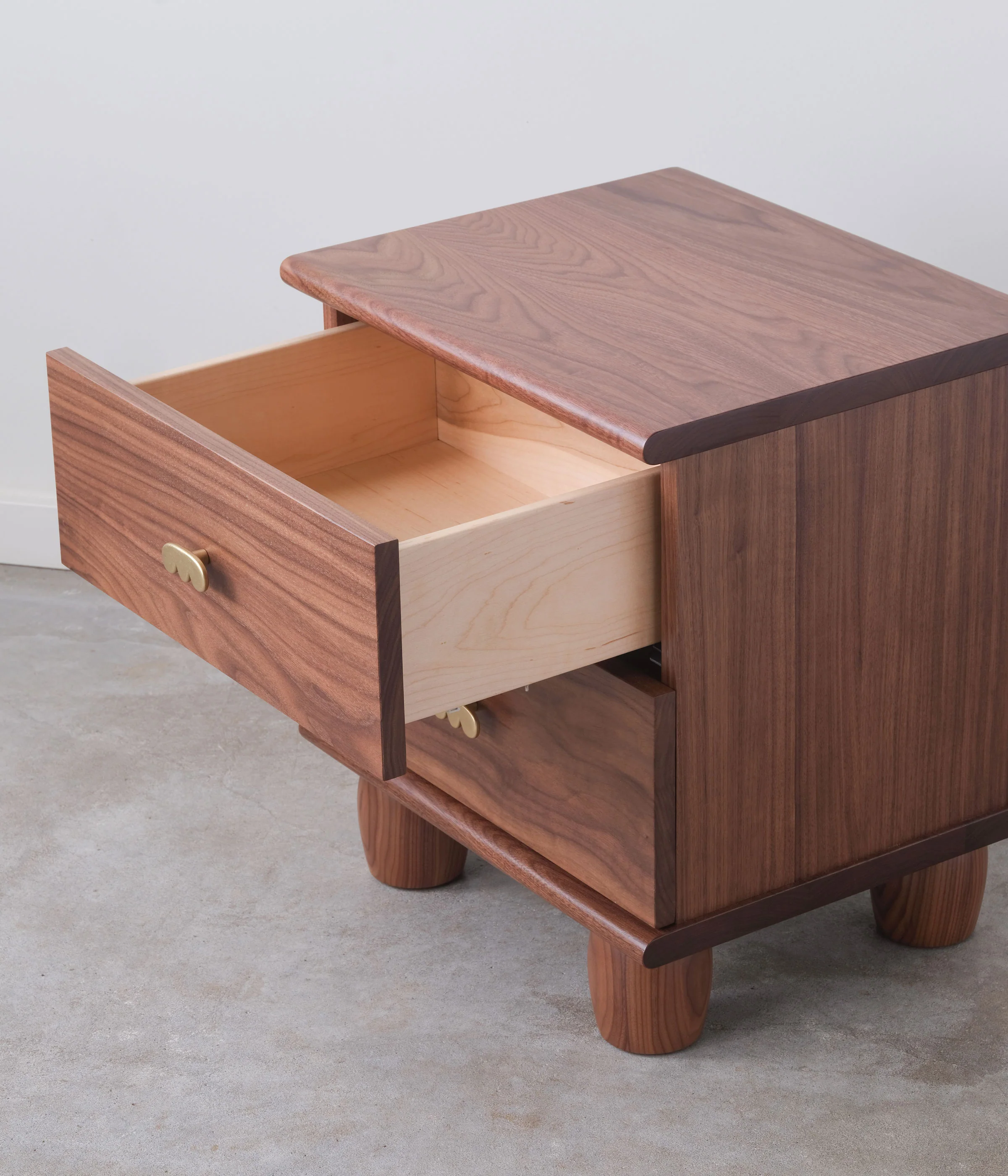Marie Nightstand - Image 9