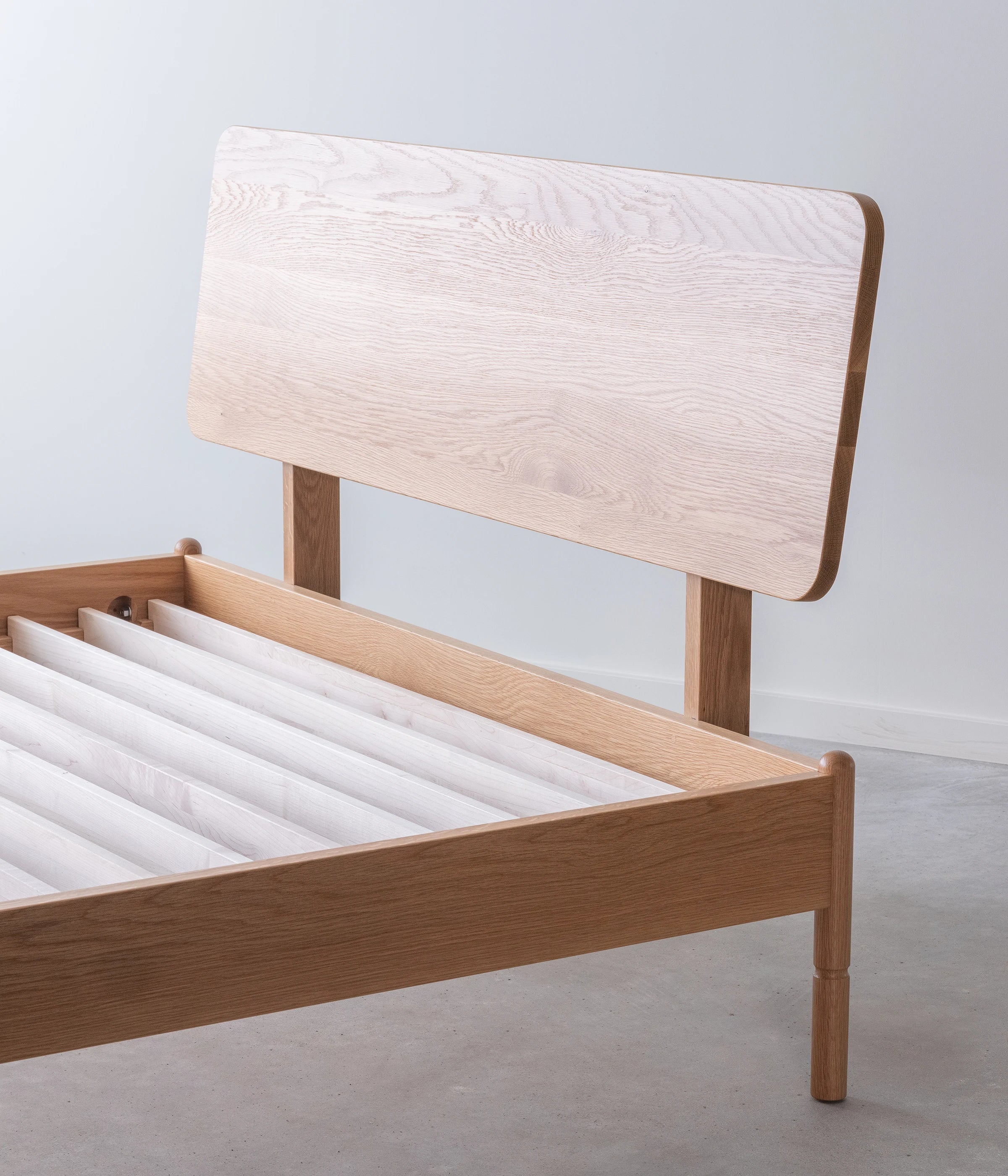 Sawyer Bed - Image 4