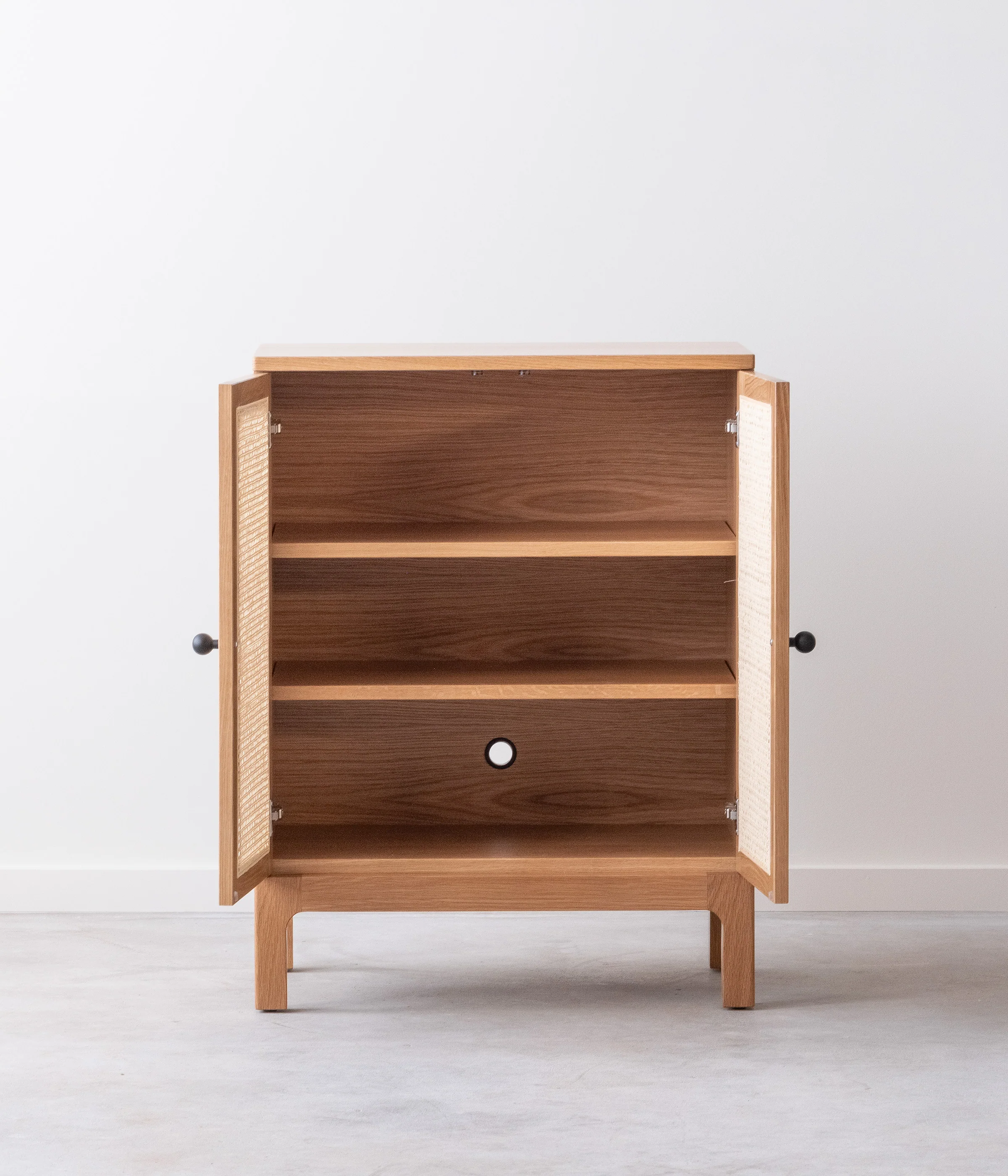 2 Door Solna - Image 3