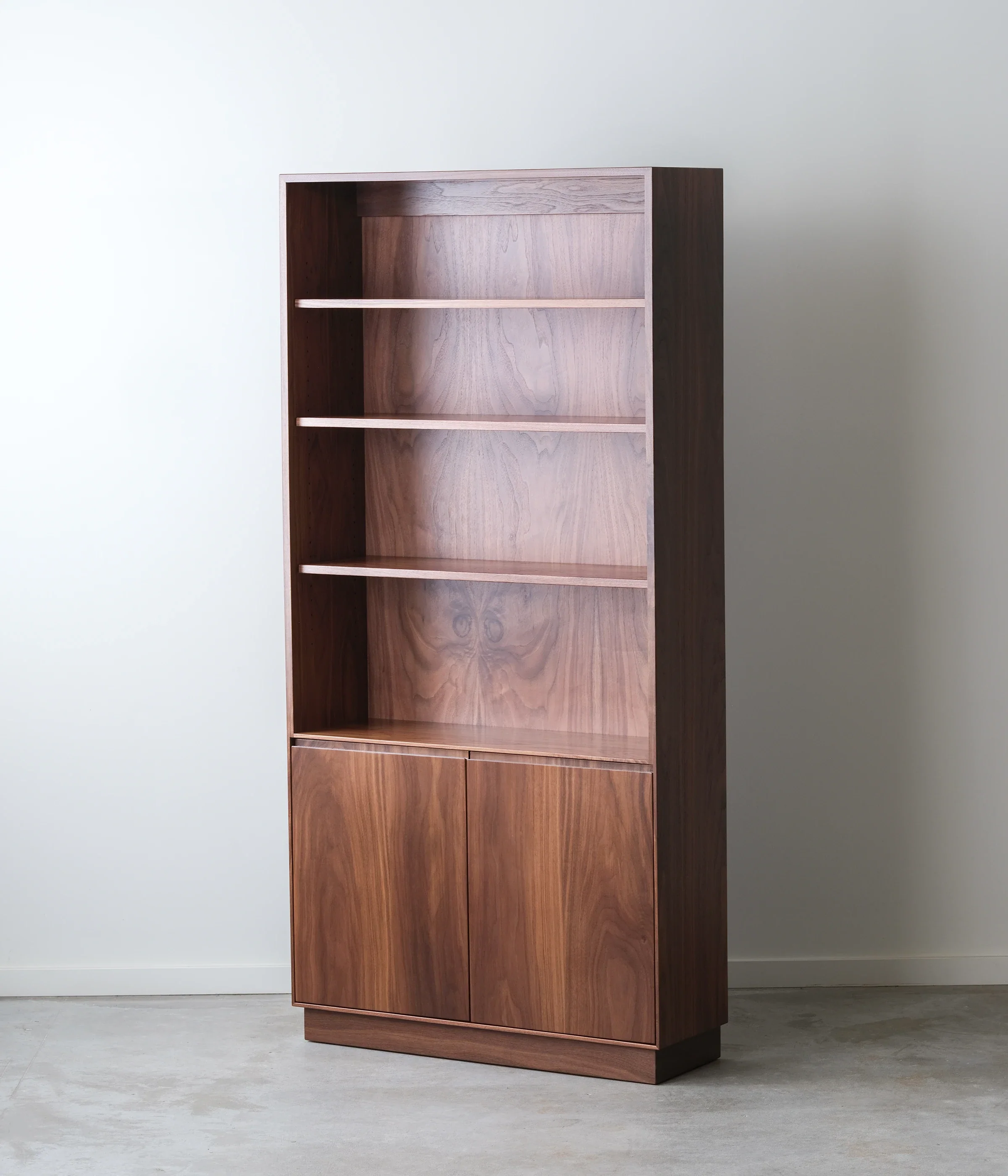 Douglas Tall Bookcase - Image 3